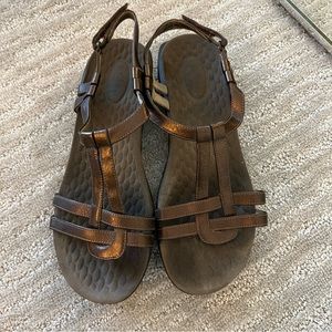 Privo by Clarks Sandals. Bronze Leather